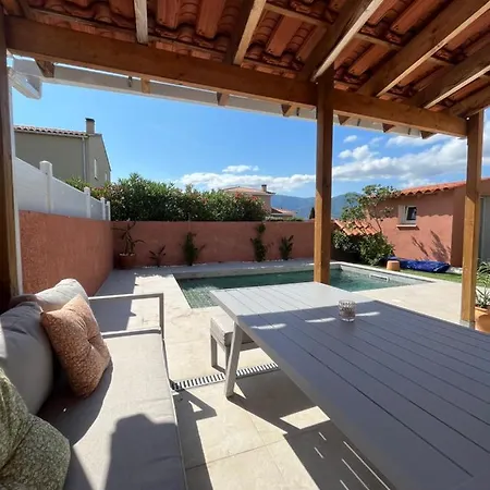 Piscine Confort Cosy Villa *
